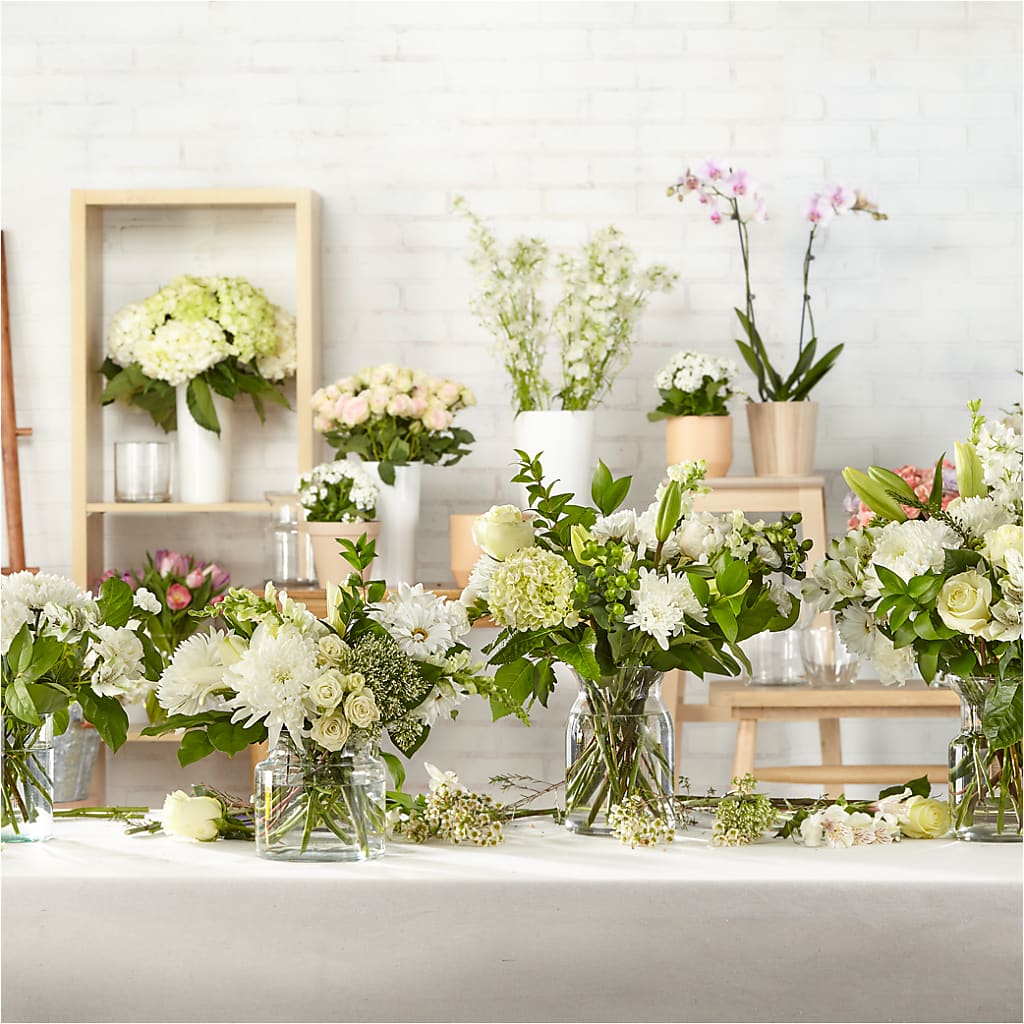 Classic Ivory – A Florist Original – Joyce Florist Of Dallas Inc, Dallas TX