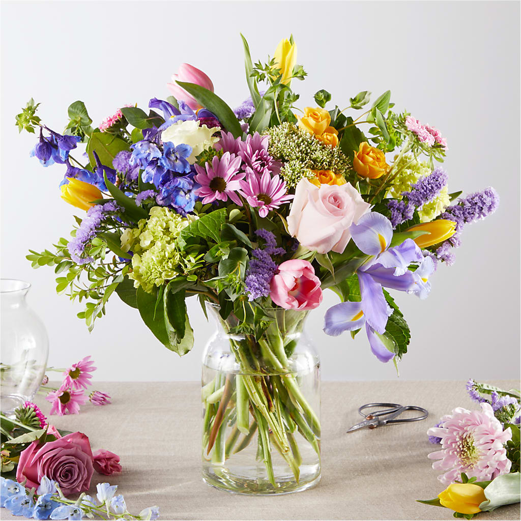 Pastel Tradition - A Florist Original –  Joyce Florist Of Dallas Inc, Dallas TX