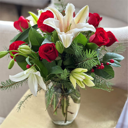 Sparkling Snowflakes Bouquet –  Joyce Florist Of Dallas Inc, Dallas TX