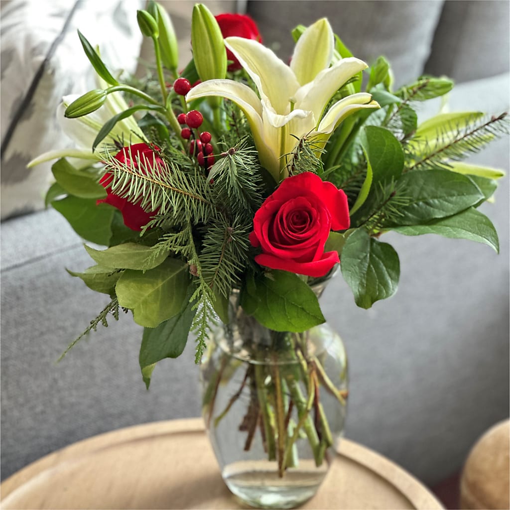 Sparkling Snowflakes Bouquet –  Joyce Florist Of Dallas Inc, Dallas TX