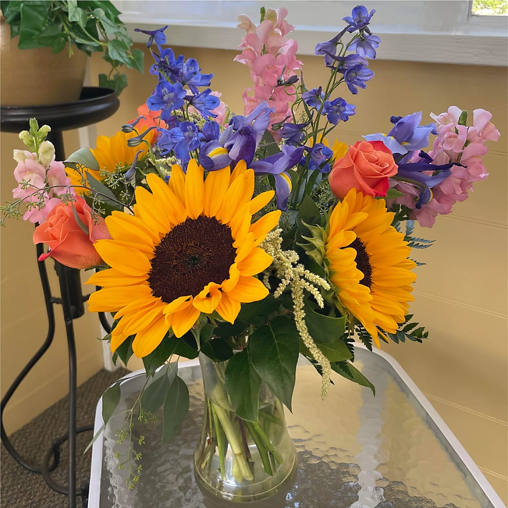 Rays of Life Bouquet –  Joyce Florist Of Dallas Inc, Dallas TX
