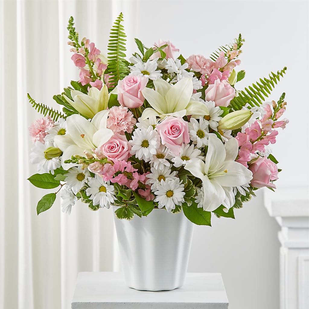 Soft Touch Tabletop Basket –  Joyce Florist Of Dallas Inc, Dallas TX