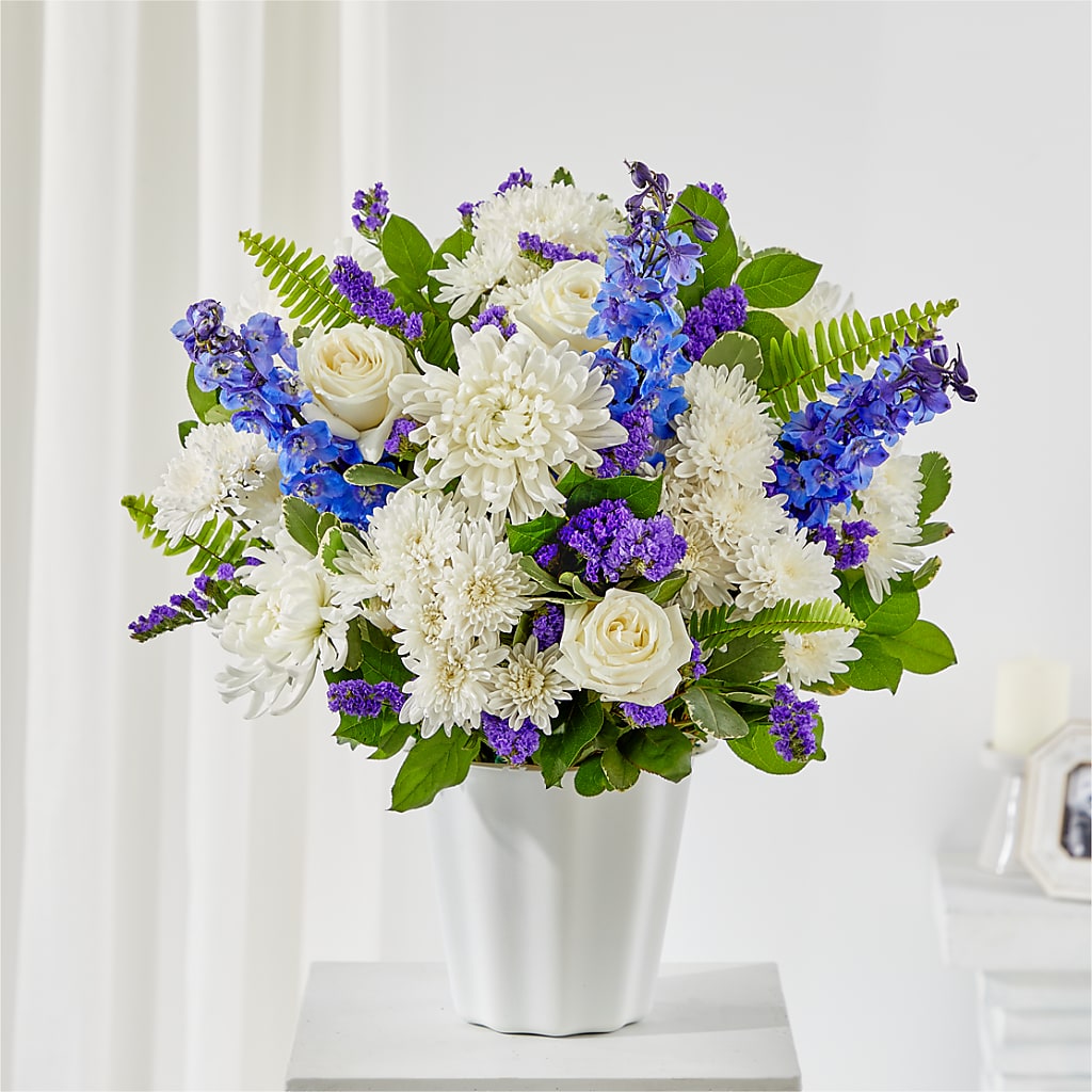 Hold Dear Tabletop Basket –  Joyce Florist Of Dallas Inc, Dallas TX