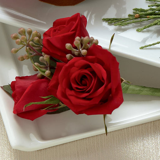 Red Spray Rose Boutonniere –  Joyce Florist Of Dallas Inc, Dallas TX